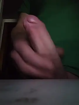 Snapshot of thonyx93 chatting on 17, 4, 2026 thonyx93 online show from 17, 4, 2026