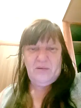 Apeesynka55211 online show from 19, 11, 2025