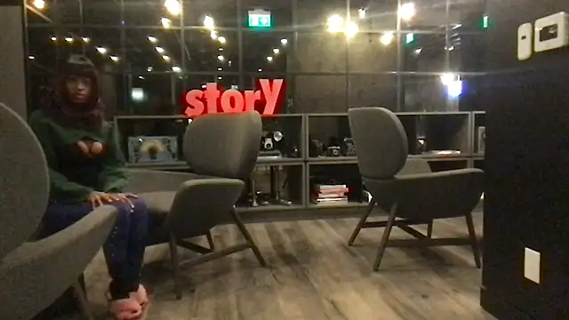 tia   fox online show from 3, 12, 2025