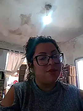 PutaAma420 online show from 6, 10, 2025