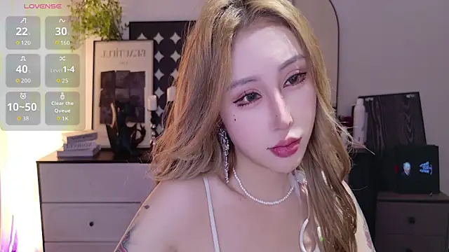 Snapshot of funnygirl0929 chatting on 17, 12, 2025 funnygirl0929 online show from 17, 12, 2025