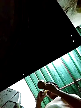 Snapshot of davidcaldera chatting on 5, 10, 2025 davidcaldera online show from 5, 10, 2025