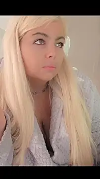 Snapshot of Siren-xiv chatting on 1, 10, 2025 Siren-xiv online show from 1, 10, 2025