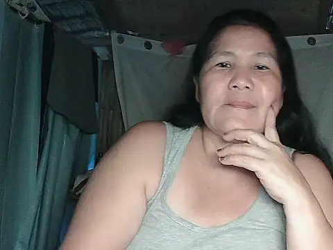 Snapshot of milagrose_rose chatting on 9, 4, 2026 milagrose rose online show from 9, 4, 2026