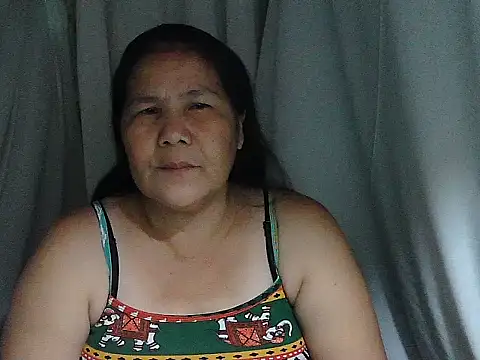 Snapshot of milagrose_rose chatting on 10, 4, 2026 milagrose rose online show from 10, 4, 2026