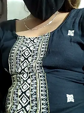 Hotty ruvi online show from 2, 11, 2025