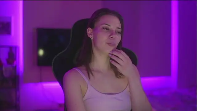 Snapshot of CandyStorm chatting on 23, 2, 2026 CandyStorm online show from 23, 2, 2026