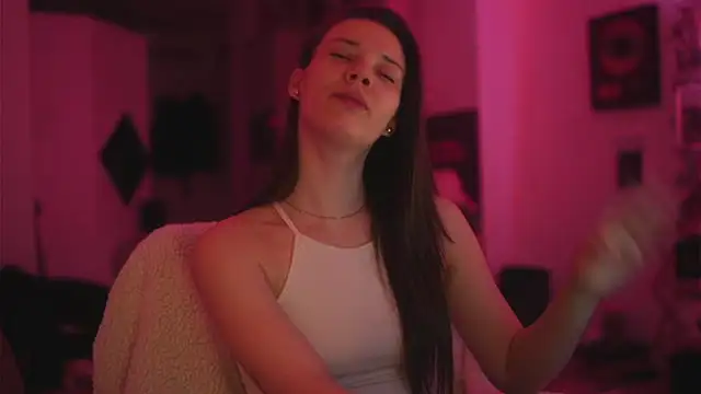 Snapshot of CandyStorm chatting on 18, 4, 2026 CandyStorm online show from 18, 4, 2026