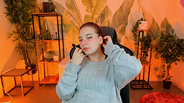 MarcelineChi online show from 6, 11, 2025