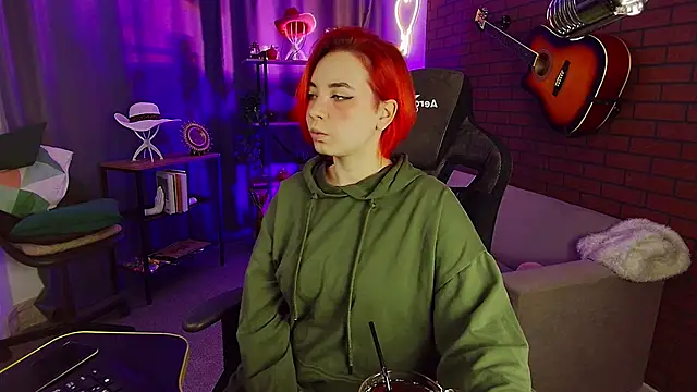 MarcelineChi online show from 3, 12, 2025