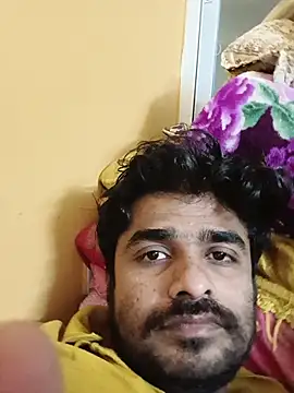 puneriboy32 online show from 5, 12, 2025