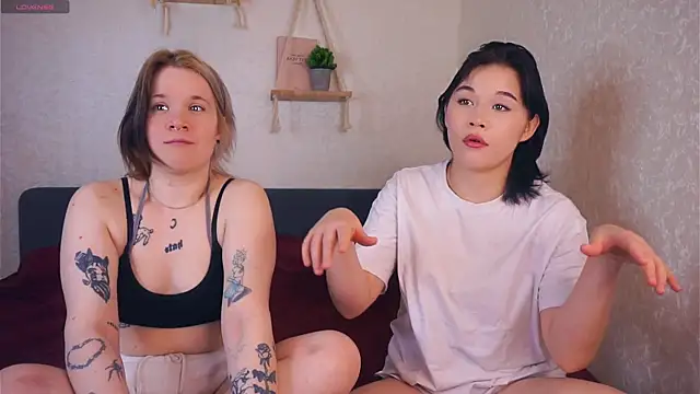 EviaVanveen online show from 22, 11, 2025