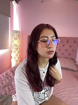 saramooon online show from 24, 10, 2025