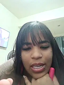 Snapshot of Indiazinha_quente chatting on 1, 10, 2025 Indiazinha quente online show from 1, 10, 2025