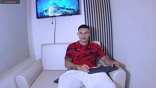 Snapshot of venedic_bull chatting on 23, 11, 2025 venedic bull online show from 23, 11, 2025