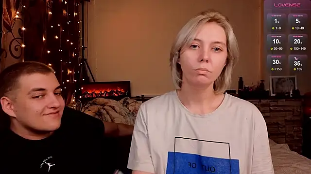 Sex Vibe couple online show from 18, 1, 2026