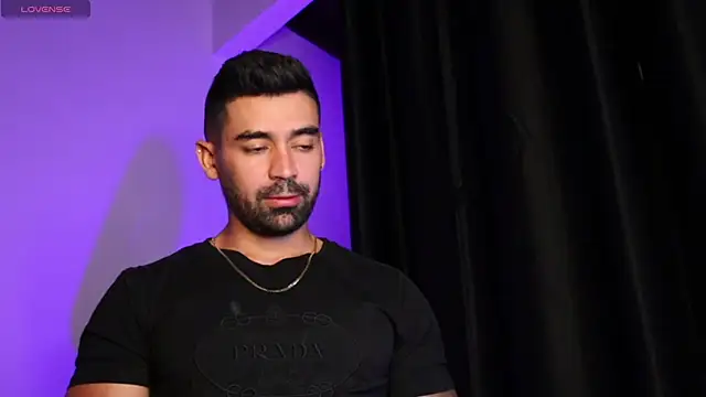 Snapshot of SOY_MIKE chatting on 17, 10, 2025 SOY MIKE online show from 17, 10, 2025