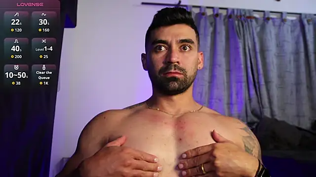 Snapshot of SOY_MIKE chatting on 30, 10, 2025 SOY MIKE online show from 30, 10, 2025