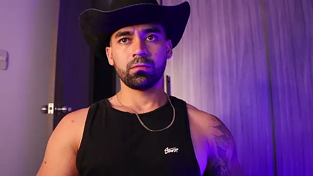 Snapshot of SOY_MIKE chatting on 12, 11, 2025 SOY MIKE online show from 12, 11, 2025