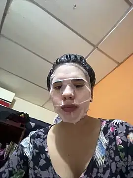 Snapshot of Brianna_bunny05 chatting on 17, 5, 2026 Brianna bunny05 online show from 17, 5, 2026