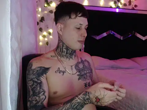 Snapshot of monster_Dickdr chatting on 14, 11, 2025 monster Dickdr online show from 14, 11, 2025