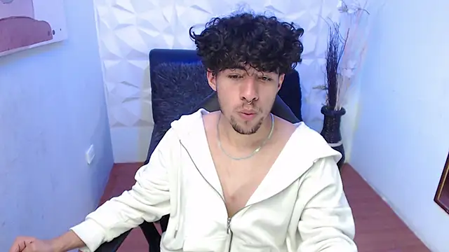 Liil boy online show from 21, 11, 2025