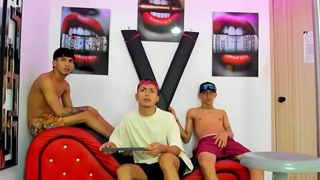 VERY HOT GUYS online show from 3, 11, 2025