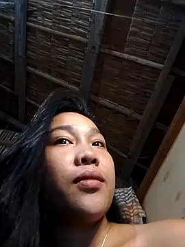 Snapshot of luna_light23 chatting on 10, 10, 2025 luna light23 online show from 10, 10, 2025