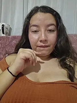 Snapshot of annyaparis chatting on 6, 2, 2026 annyaparis online show from 6, 2, 2026