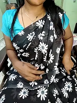 Snapshot of tamil_thaara03 chatting on 13, 3, 2026 tamil thaara03 online show from 13, 3, 2026