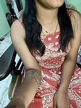 Snapshot of tamil_thaara03 chatting on 8, 4, 2026 tamil thaara03 online show from 8, 4, 2026