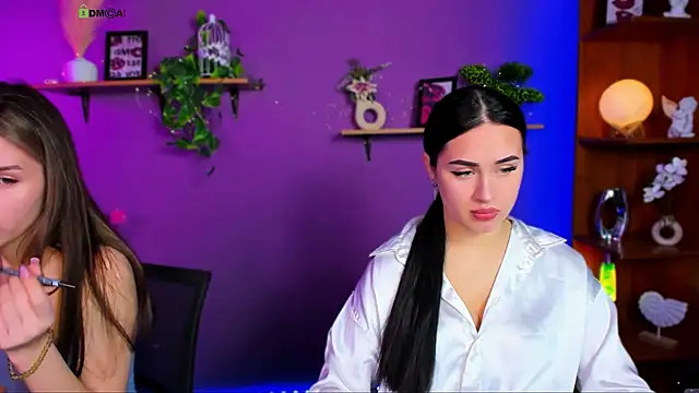 Snapshot of vivy_star1 chatting on 22, 4, 2026 vivy star1 online show from 22, 4, 2026