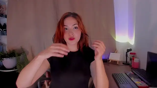 Snapshot of AmaruBloom chatting on 26, 11, 2025 AmaruBloom online show from 26, 11, 2025