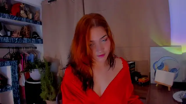 Snapshot of AmaruBloom chatting on 14, 12, 2025 AmaruBloom online show from 14, 12, 2025