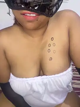 Snapshot of bunny_somya chatting on 24, 4, 2026 bunny somya online show from 24, 4, 2026