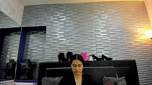 Snapshot of ChloeMorelli chatting on 15, 10, 2025 ChloeMorelli online show from 15, 10, 2025