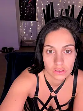 LaPetiteKim online show from 8, 1, 2026