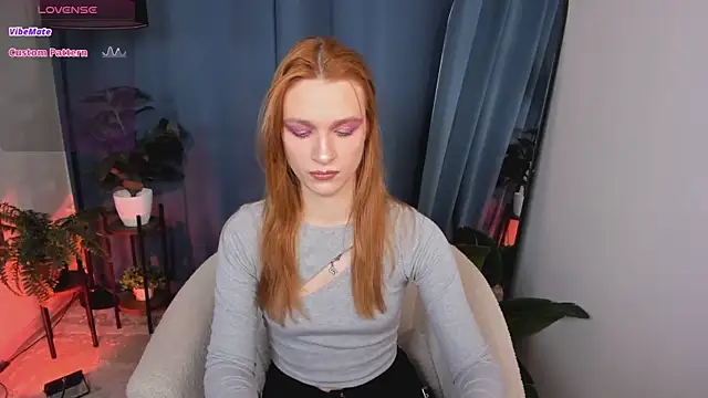 Snapshot of PollyMayer chatting on 23, 5, 2026 PollyMayer online show from 23, 5, 2026