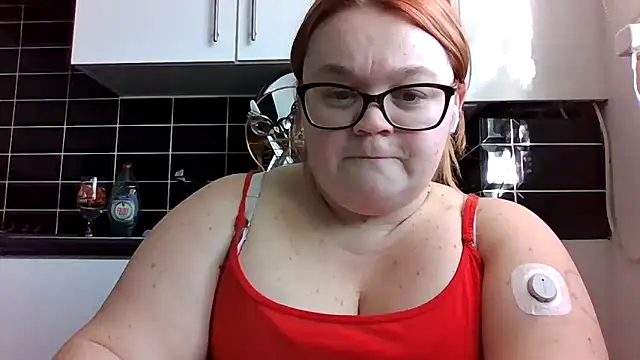 Snapshot of Curvy-AmyX chatting on 6, 10, 2025 Curvy-AmyX online show from 6, 10, 2025