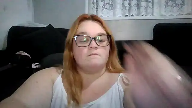 Snapshot of Curvy-AmyX chatting on 11, 10, 2025 Curvy-AmyX online show from 11, 10, 2025