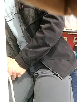 Snapshot of chougegg0214 chatting on 28, 10, 2025 chougegg0214 online show from 28, 10, 2025