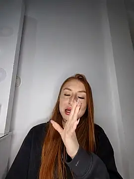 Bennuluspeach  online show from 1, 11, 2025