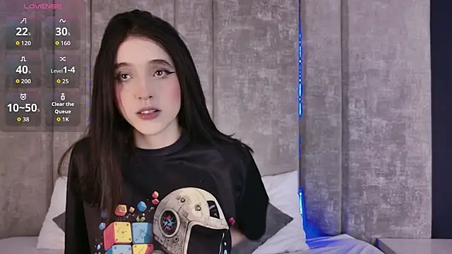 Snapshot of MeganR_ chatting on 22, 11, 2025 MeganR online show from 22, 11, 2025