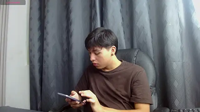 Snapshot of StiwenTwink chatting on 11, 7, 2026 StiwenTwink online show from 11, 7, 2026