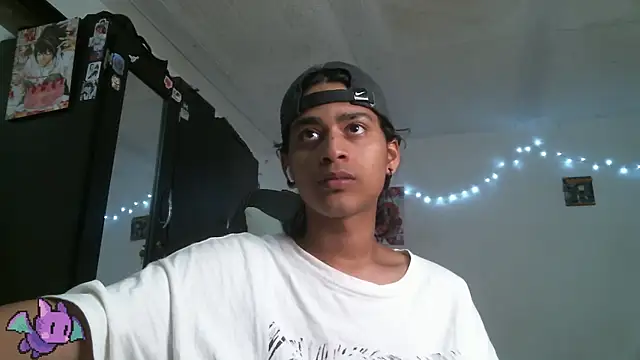 Snapshot of Dickie_Dicking chatting on 5, 5, 2026 Dickie Dicking online show from 5, 5, 2026