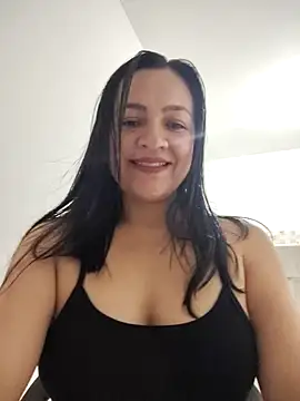 LindaSalo33 online show from 13, 11, 2025
