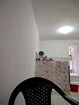 LindaSalo33 online show from 5, 12, 2025