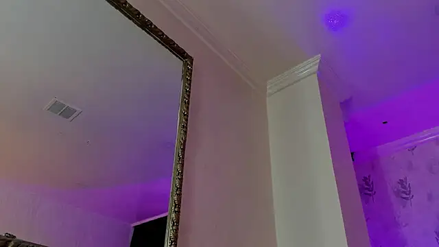 Snapshot of alana_madison10 chatting on 15, 10, 2025 alana madison10 online show from 15, 10, 2025