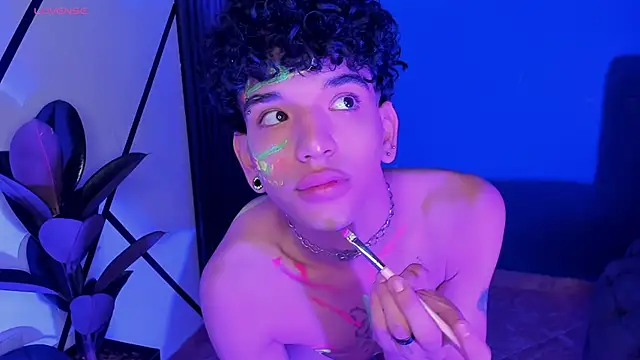 Snapshot of todoroki_g chatting on 29, 10, 2025 todoroki g online show from 29, 10, 2025