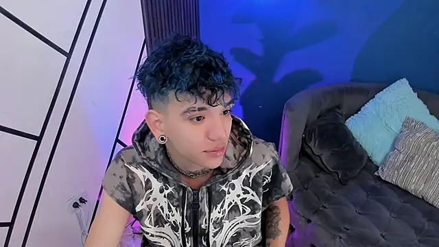 Snapshot of todoroki_g chatting on 26, 11, 2025 todoroki g online show from 26, 11, 2025